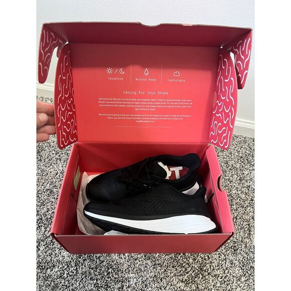 Lane Eight relay women's size 5 brand new - Picture 4 of 8